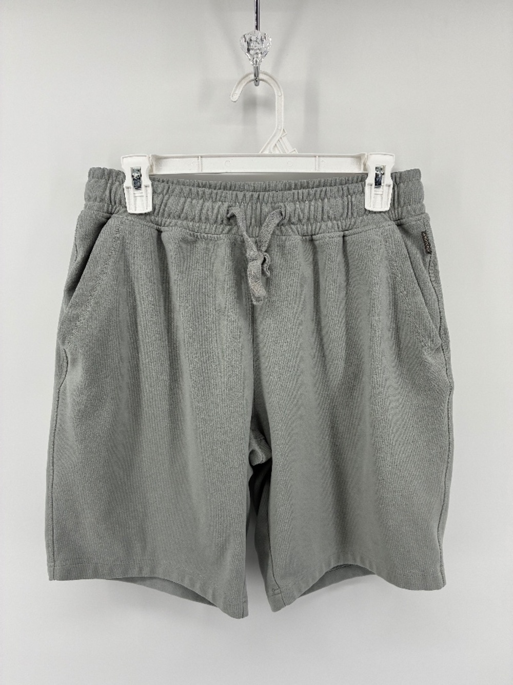 MASSIVE $10 SALE Jach’s New York Grey Men’s Shorts